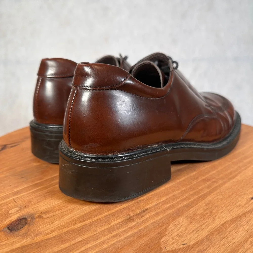 G.H. Bass & Co. bass leather